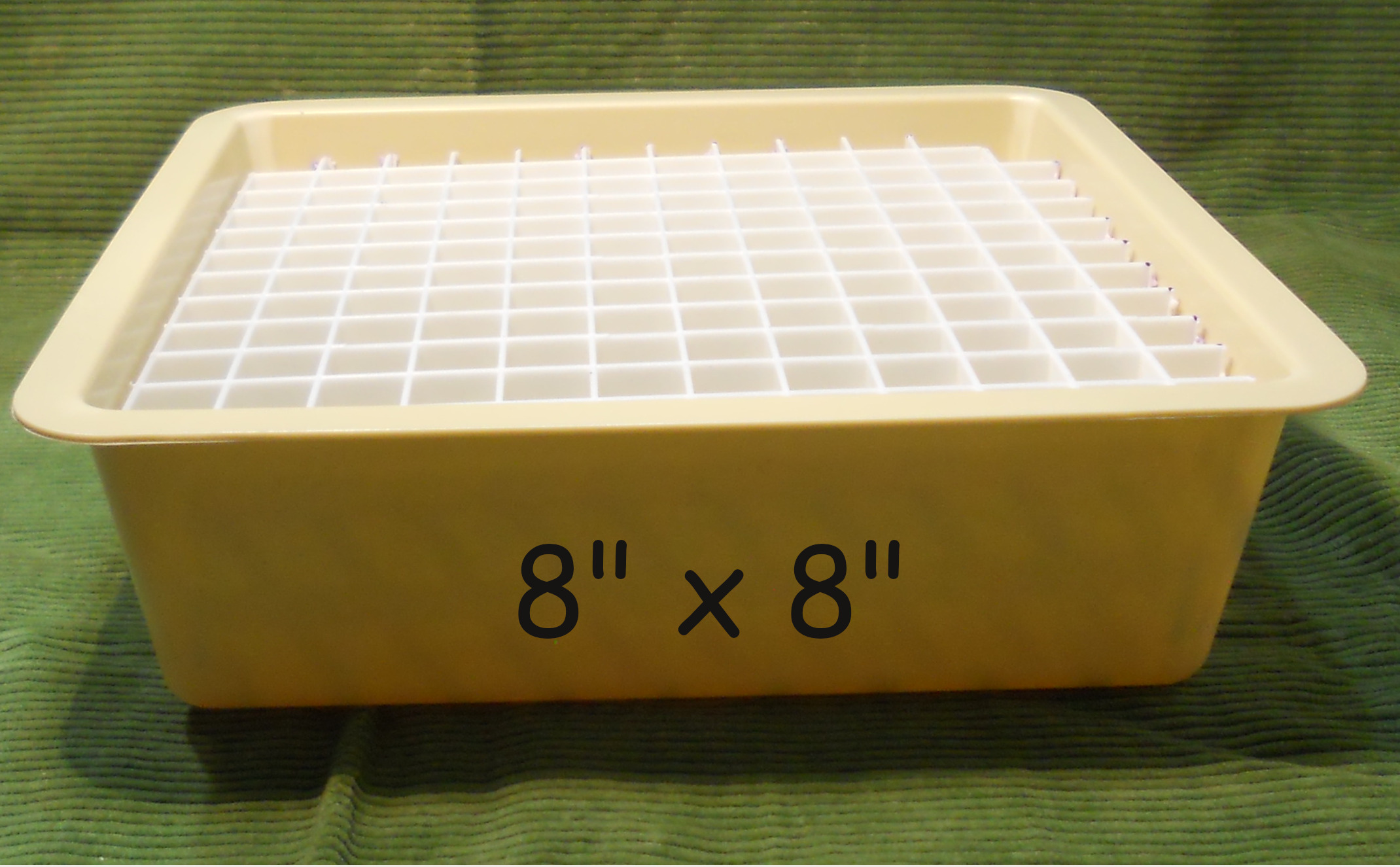 8 x 8" tray + grid side view